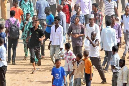 مئات الطلبة يتظاهرون في السودان احتجاجا على الغلاء – موقع قناة المنار – لبنان