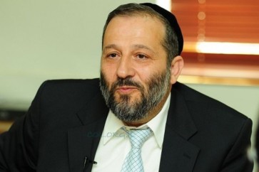 وزير داخلية العدو الاسرائيلي ارييه درعي