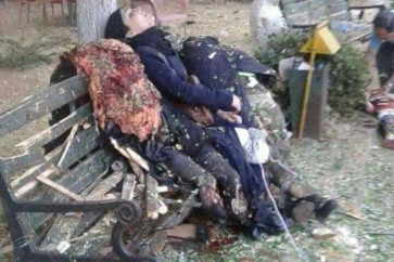 أم وأطفالها قتلوا إثر سقوط قذيفة مصدرها المجموعات المسلحة على حديقة عامة في حلب