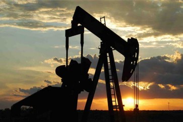 خبير اقتصادي يتوقع عجزا في معروض النفط في 2016