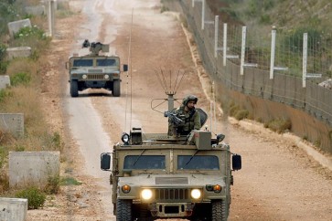 جنود العدو عند الحدود اللبنانية مع فلسطين المحتلة