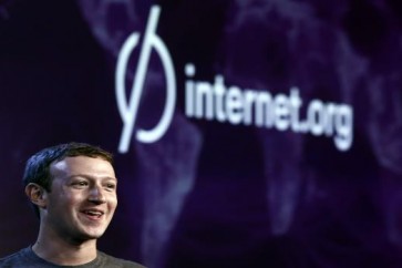 "فيسبوك": 40 مليون شخص يستخدمون خدمة الإنترنت المجاني