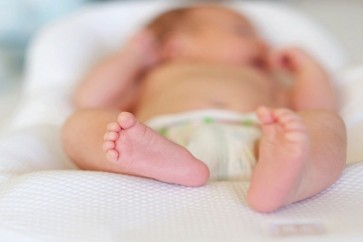 الولادات المبكرة غالبا ما تشكل خطرا على حياة المواليد