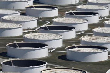 النفط يستقر مع ترقب بيانات المخزونات الأميركية