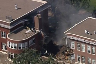 مقتل وإصابة 11 أمريكيا في انفجار داخل مدرسة خاصة