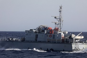 خفر السواحل بليبيا يهدد سفينة إسبانية لإنقاذ المهاجرين