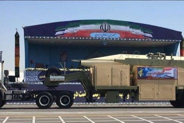 إيران تكشف عن صاروخ باليستي جديد مداه 2000 كم