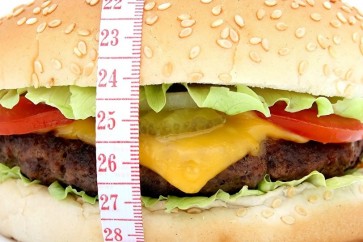 النظام الغذائي الصحي له أكبر أثر على الوزن لدى المعرضين لخطر السمنة الوراثية