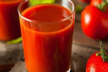عصير الطماطم يحقق الفائدة الطبية والإحساس بالشبع للصائم