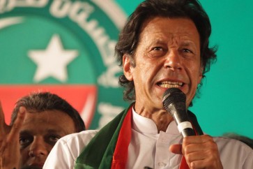 عمران خان يتعهد بتحقيق فوز ساحق في الانتخابات التشريعية في باكستان