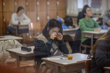 يلعب النظام التعليمي التنافسي جزءا في حدوث الانتحار في كوريا الجنوبية