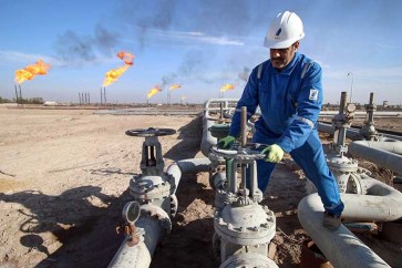 النفط يرتفع تأهبا لفرض "عقوبات" على إيران