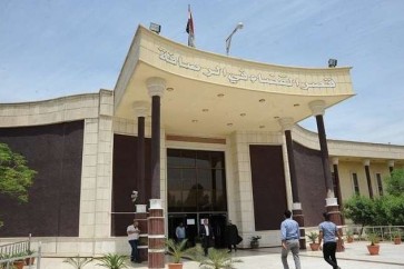 التحقيق مع مهربين حاولوا بيع 800 قطعة أثرية في بغداد