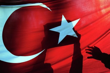 تركيا تقول إنها ستواصل شراء الغاز الطبيعي من إيران