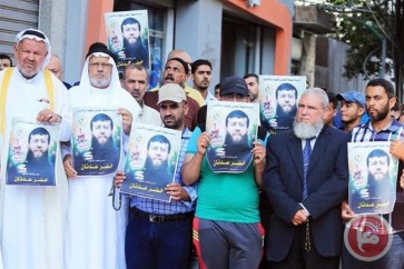 اعتصام مع عدنان بغزة