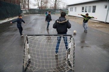 رياضات الكرة تهدد الأطفال بإصابات الركبة