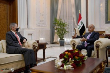 الرئيس العراقي للسفير الأميركي: ضرورة عدم زج العراق في صراعات الآخرين