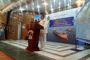 قائد القوة البحرية  الايرانية الادميرال شهرام ايراني
