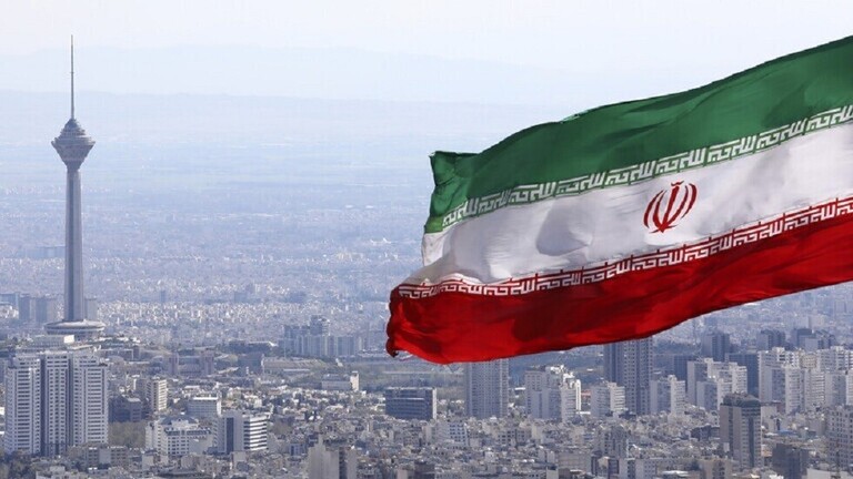 ايران 2021: القوة والدبلوماسية جنباً إلى جنب