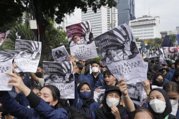 إندونيسيا.. خروج تظاهرات احتجاجا على احتمال إرجاء الانتخابات الرئاسية
