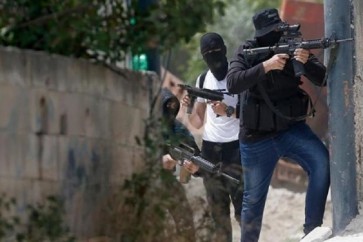 مقاومين خلال الاشتباك مع قوات الاحتلال
