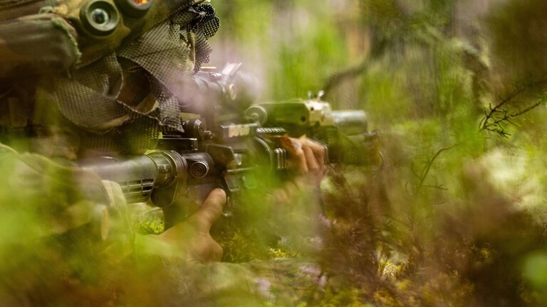 جندي مشاة أمريكي في مناورات مشتركة على أراضي فنلندا