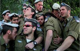 بكاء عناصر من الجيش الصهيوني