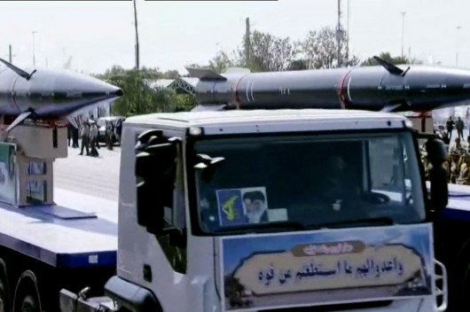  <a href="https://almanar.com.lb/10965033">بالفيديو | عرض عسكري كبير للقوات المسلحة الإيرانية بمناسبة أسبوع الدفاع المقدس</a>