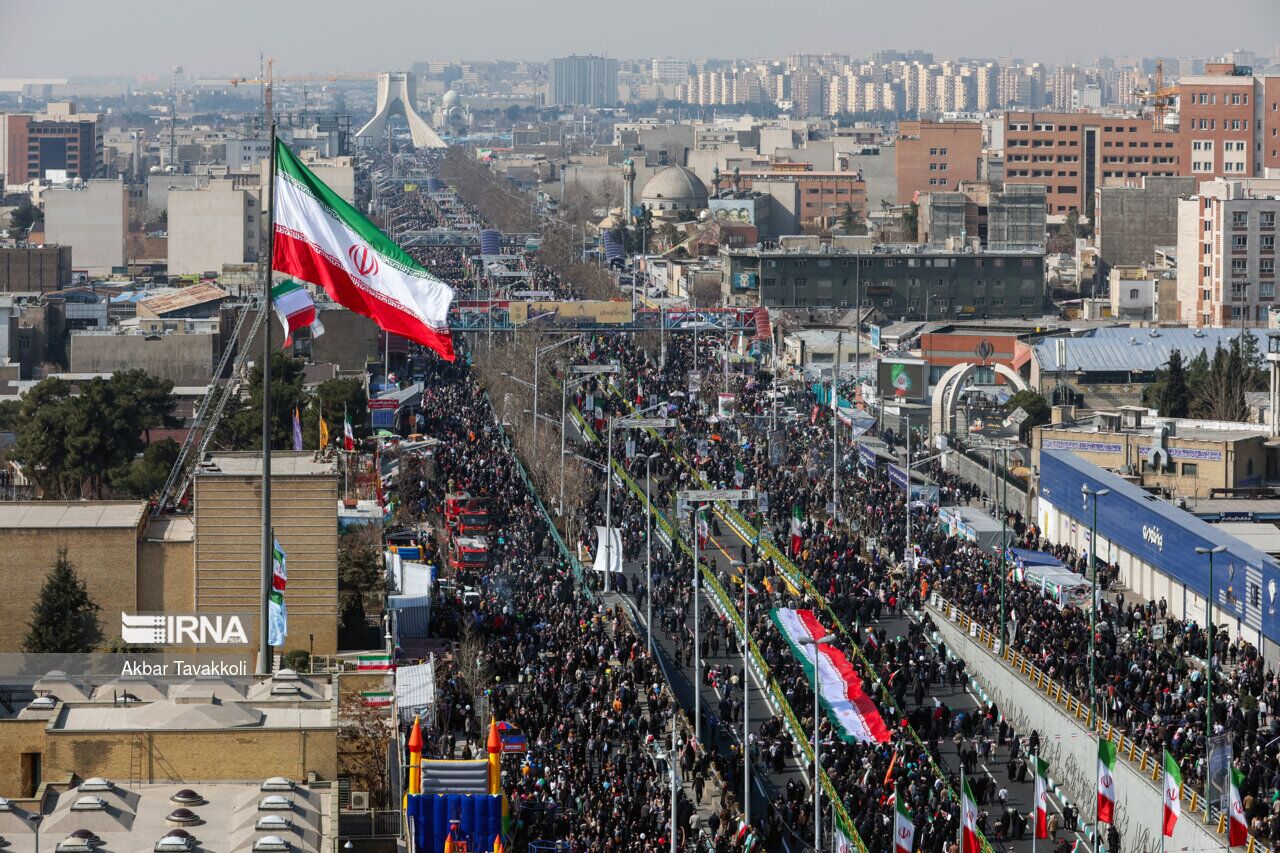 احياء ذكرى انتصار الثورة الاسلامية في ايران