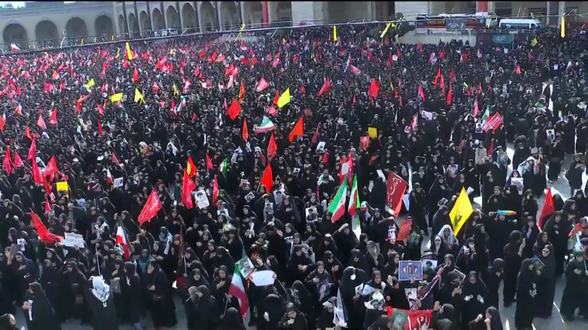 وداع الامام الخامنئي في مصلى الامام الخميني في طهران