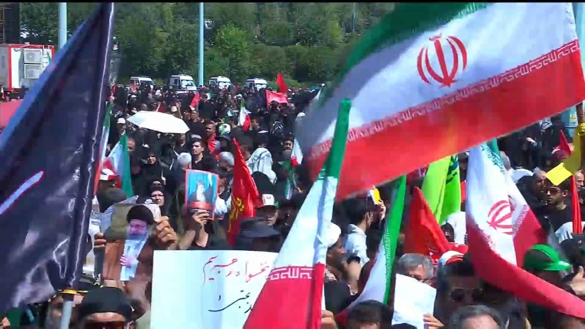 تشييع الامام الخامنئي في طهران