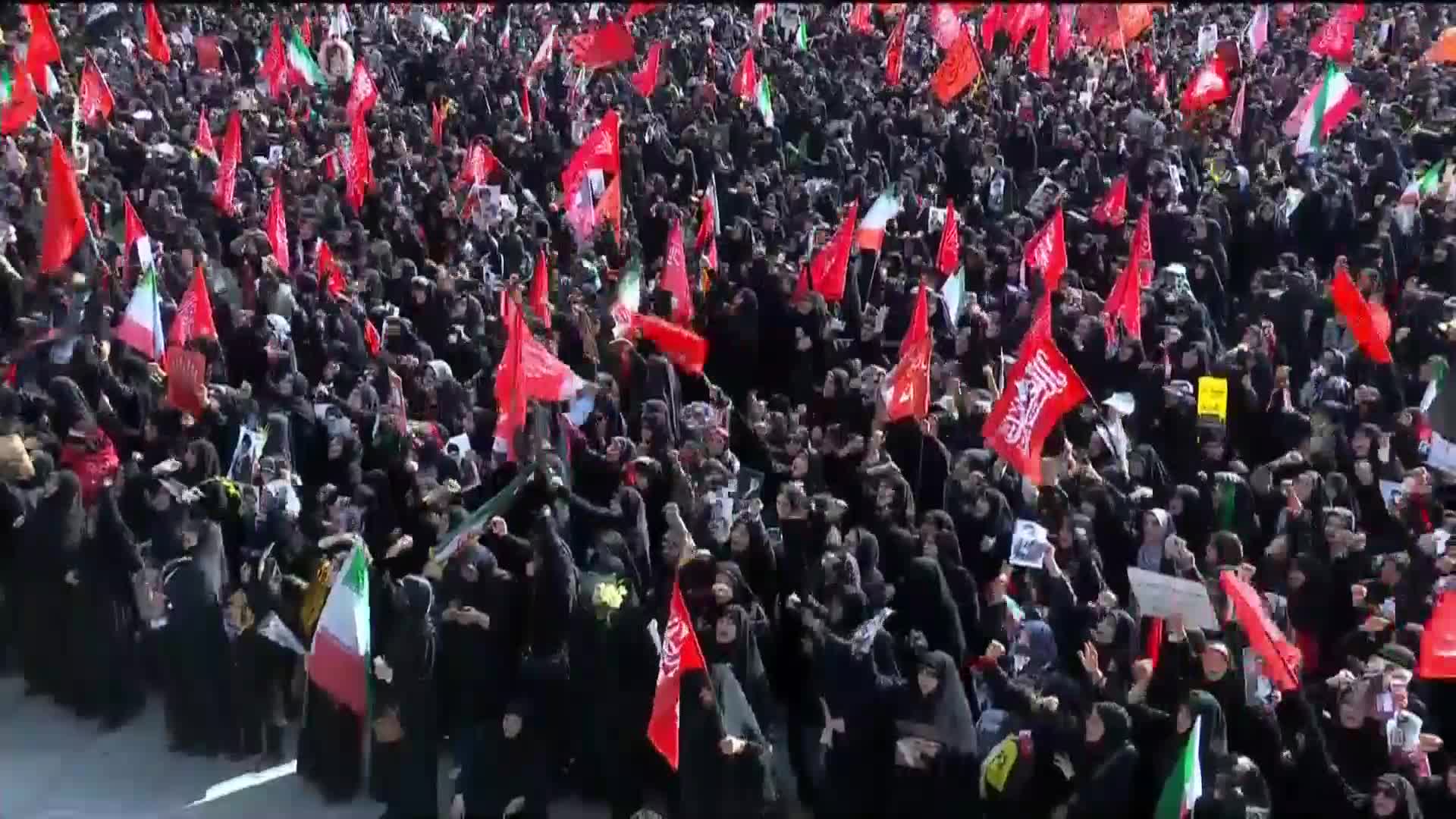 وداع الامام الخامنئي في مصلى الامام الخميني في طهران